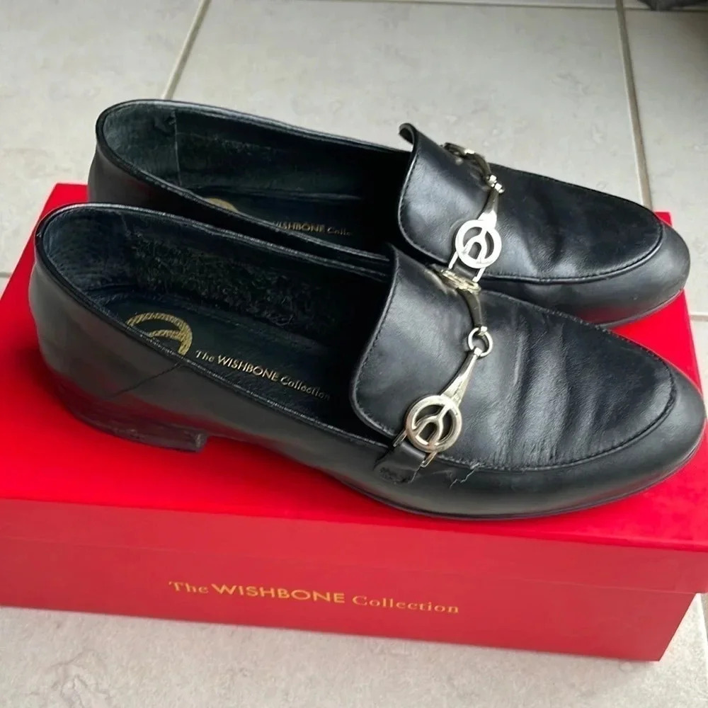 The  Wishbone Collection Kaia Loafers - Picture 3 of 14